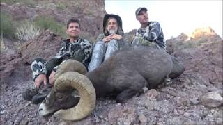 Arizona Desert Bighorn Sheep Hunting 2018  Martin Charlton with Pat Feldt [upl. by Nnaitsirhc701]