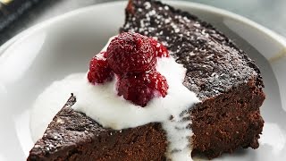 Vegan Flourless Chocolate Cake Recipe [upl. by Chesna416]