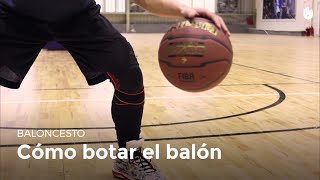 Cómo botar el balón  Baloncesto [upl. by Aidin455]