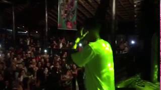 Mc Hariel  Mandona ao vivo show [upl. by Bowen]